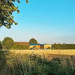 Kranich - Stilvolles Ferien-apartment Am Naturschutzgebiet Dosenmoor Negenharrie