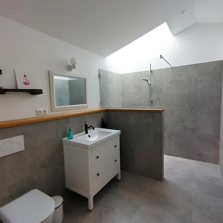 Kranich - Stilvolles Ferien-apartment Am Naturschutzgebiet Dosenmoor 公寓 Negenharrie