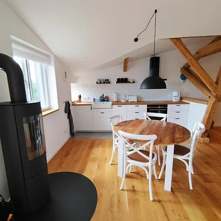 Kranich - Stilvolles Ferien-apartment Am Naturschutzgebiet Dosenmoor Negenharrie